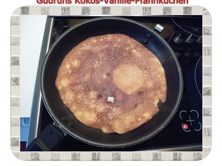 Kuchen: Kokos-Vanille-Pfannkuchen mit Honig und Erdbeermarmelade - Rezept - Bild Nr. 17