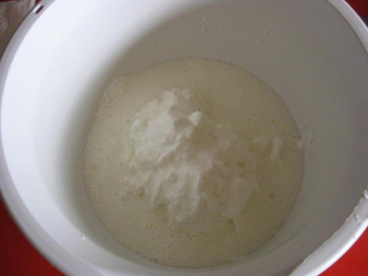 Buttermilch - Käsekuchen mit Rhabarber - Rezept - Bild Nr. 6