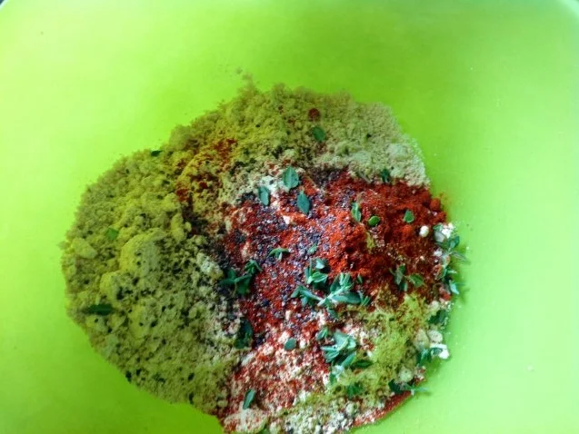 Falafel Bouletten mit Bratpaprika  in Tomatensoße - Rezept - Bild Nr. 3