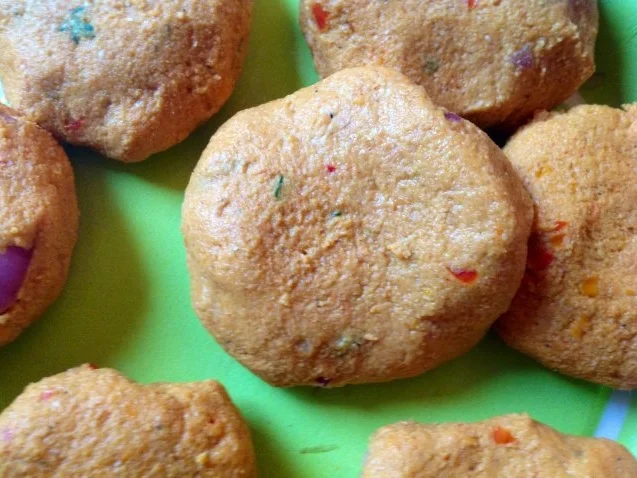 Falafel Bouletten mit Bratpaprika  in Tomatensoße - Rezept - Bild Nr. 7