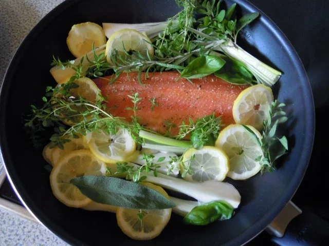 mediterane Lachs Pfanne - Rezept - Bild Nr. 6
