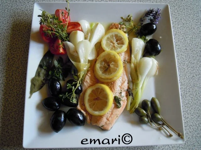 mediterane Lachs Pfanne - Rezept