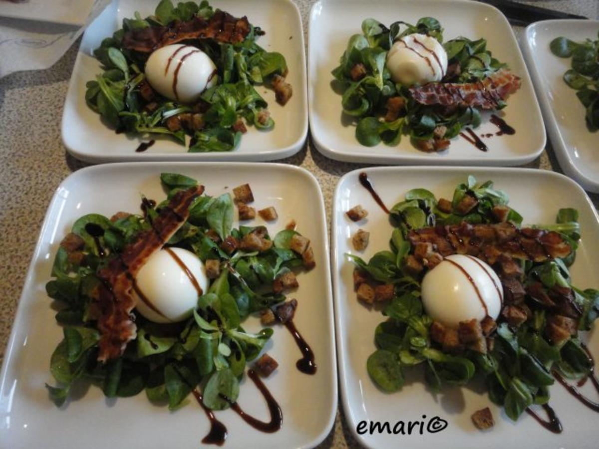Salat mit weichem Ei und Knusperspeck - Rezept - Bild Nr. 10
