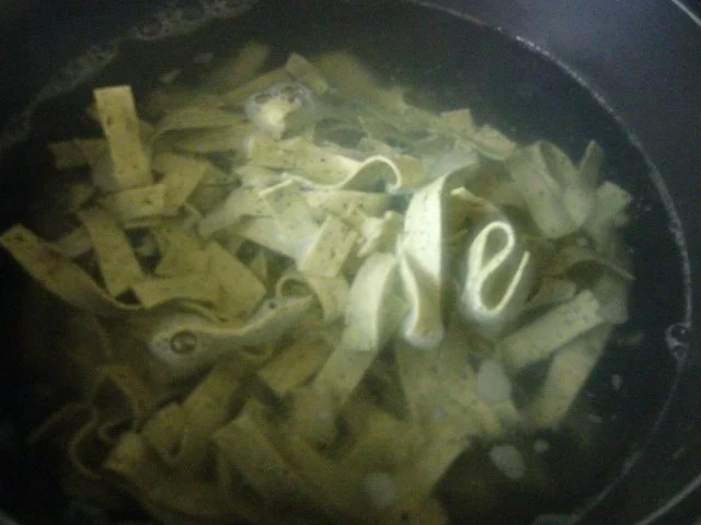 Rezept: Hähnchen in Curry - Käsesauce Bild Nr. 4 Hähnchen in Curry - Käsesauce - Rezept - Bild Nr. 4