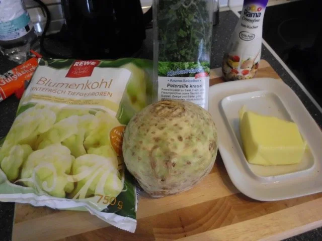 Rindergulasch scharf mit Blumenkohl-Selleriepürree - Rezept - Bild Nr. 8