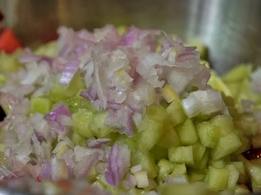 Rezept: Erdbeer-Gurken-Salsa Bild Nr. 6 Erdbeer-Gurken-Salsa - Rezept - Bild Nr. 6