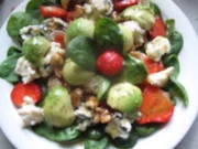 Fruchtiger Spinatsalat mit Mohndressing - Rezept