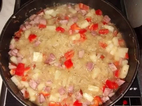 Sauerkrautpfanne mit Kassler, Ananas u.Paprika - Rezept - Bild Nr. 3