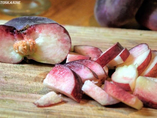 Belugalinsensalat mit Bergpfirsichen - Rezept - Bild Nr. 3