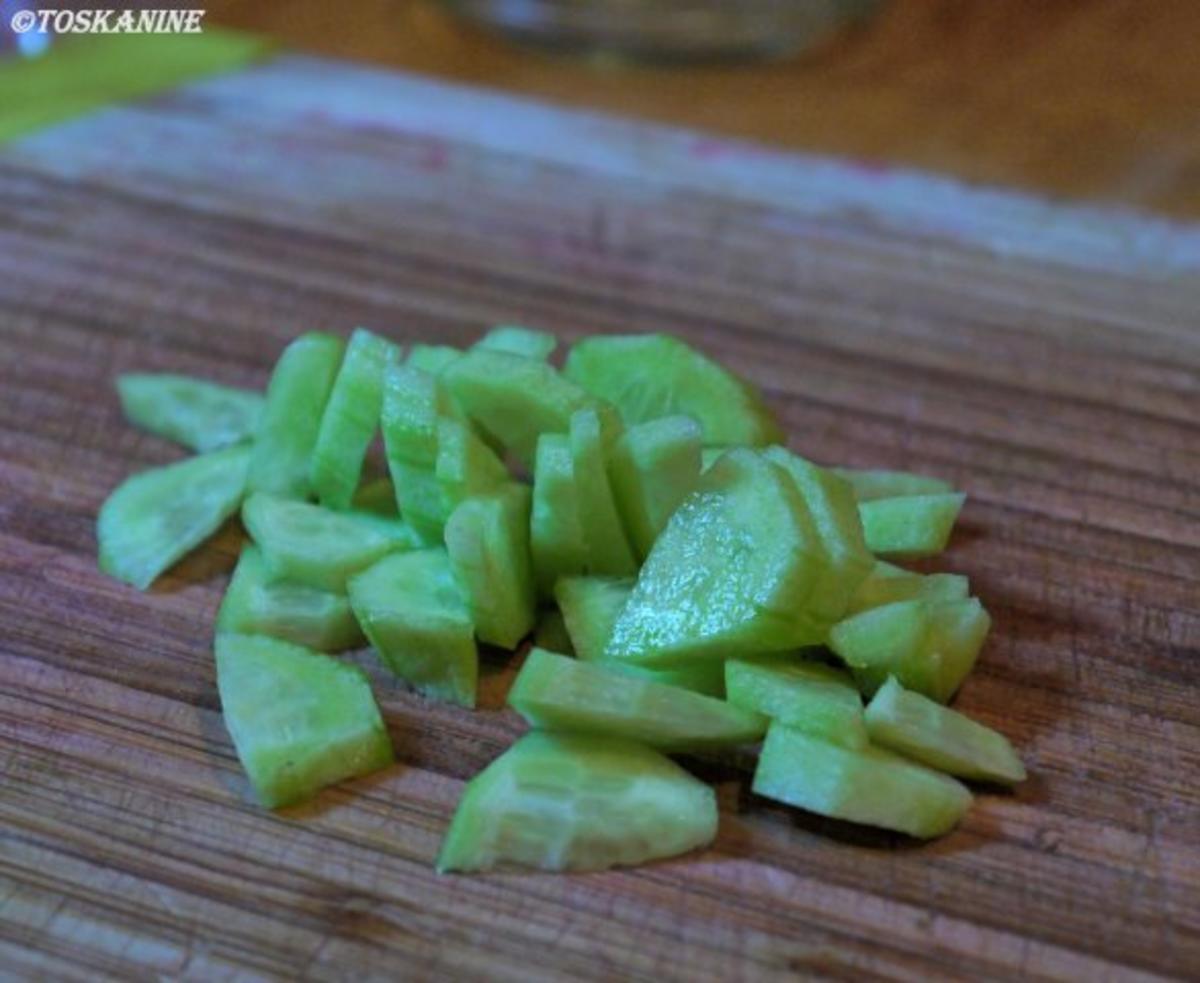 Belugalinsensalat mit Bergpfirsichen - Rezept - Bild Nr. 5