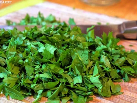 Belugalinsensalat mit Bergpfirsichen - Rezept - Bild Nr. 7