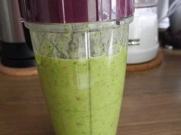 Rezept: Smoothie : Energie - Smoothie Nr.3 ...ganz in Grün Bild Nr. 2 Smoothie : Energie - Smoothie Nr.3 ...ganz in Grün - Rezept - Bild Nr. 2