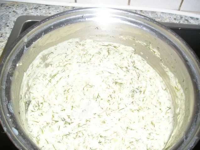 Lachsfilet mit Dillsauce und Kartoffeln - Rezept - Bild Nr. 3