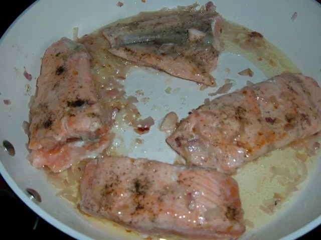 Rezept: Fisch : Lachs mit Gemüschen Bild Nr. 4 Fisch : Lachs mit Gemüschen - Rezept - Bild Nr. 4