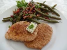 Holzfällersteak mit Speck-Bohnen - Rezept