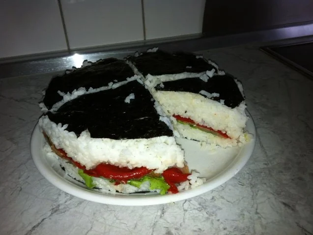 Rezept: Sushi-Torte Bild Nr. 4 Sushi-Torte - Rezept - Bild Nr. 4