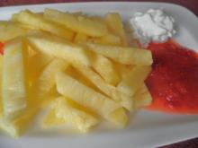 "Pommes mit Ketchup und Mayo"  ... oder wie bekommt man Kinder zum Obst essen ... ;-) - Rezept