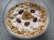 Frühstück: Joghurt mit Trockenfrüchten und mehr - Rezept