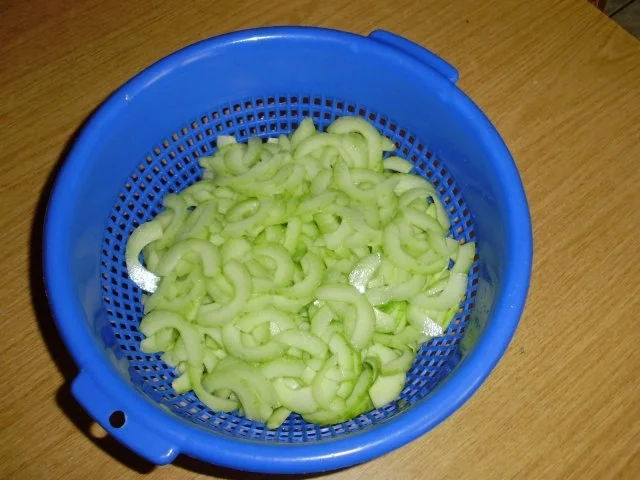 Rezept: Gurkensalat Bild Nr. 3 Gurkensalat - Rezept - Bild Nr. 3