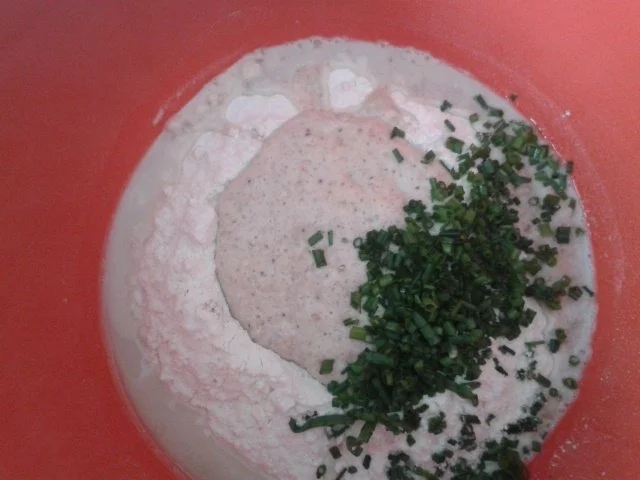 Brot mit Schnittlauch - Rezept