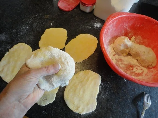 Rezept: Wachauer Marillen / Aprikosen Knödel (Kartoffelteig) Bild Nr. 8 Wachauer Marillen / Aprikosen Knödel (Kartoffelteig) - Rezept - Bild Nr. 8