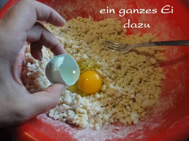 Rezept: Wachauer Marillen / Aprikosen Knödel (Kartoffelteig) Bild Nr. 6 Wachauer Marillen / Aprikosen Knödel (Kartoffelteig) - Rezept - Bild Nr. 6