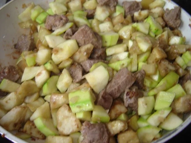 Rezept: Zucchini-Lammpfanne Shoarma Style Bild Nr. 2 Zucchini-Lammpfanne Shoarma Style - Rezept - Bild Nr. 2