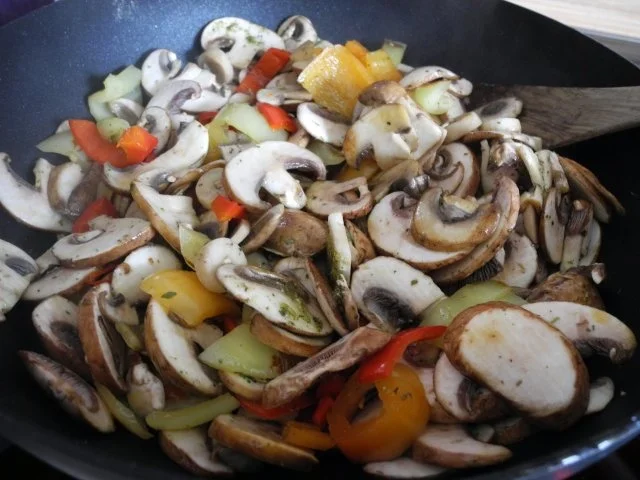 Vegan : Tortellini - Pfanne - Rezept - Bild Nr. 17