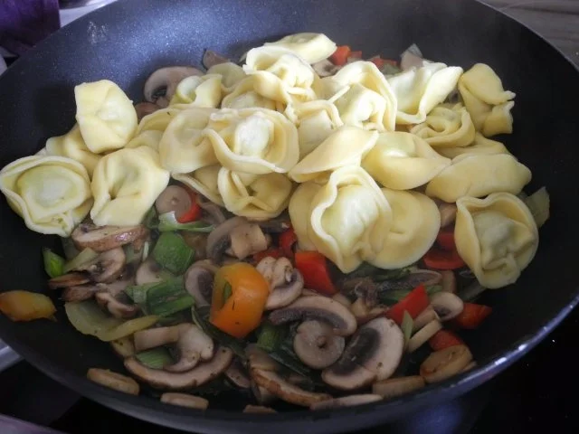 Vegan : Tortellini - Pfanne - Rezept - Bild Nr. 21