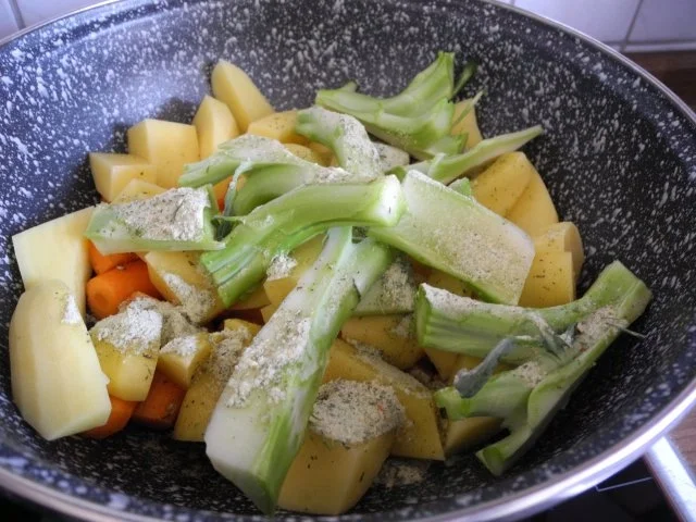 Vegan : Seitan - Pfanne mit Dreierlei-Beilage - Rezept - Bild Nr. 15