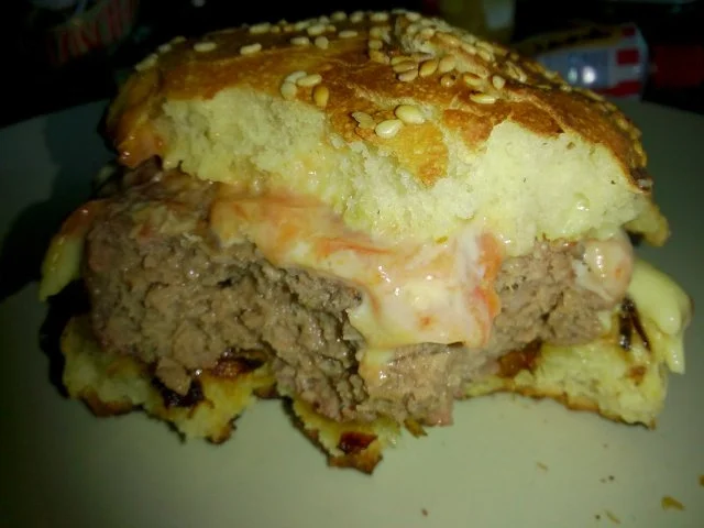 Rezept: Hamburger, einfach und sooooo lecker!!!!! Bild Nr. 7 Hamburger, einfach und sooooo lecker!!!!! - Rezept - Bild Nr. 7