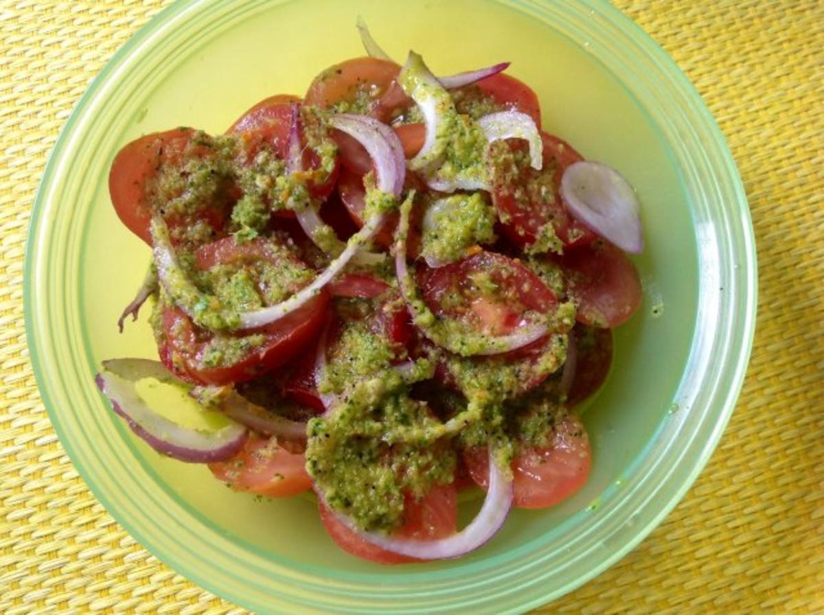 Bilder für Tomatensalat mit Orangen Ingwer Dressing - Rezept