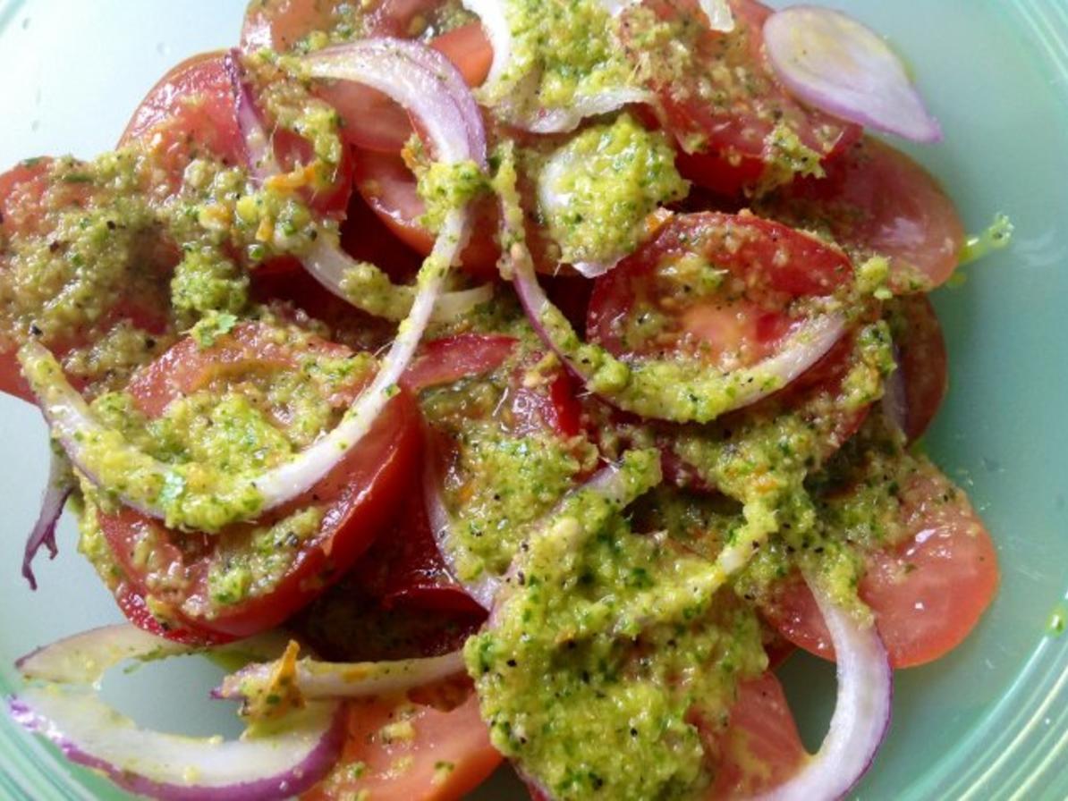 Tomatensalat mit Orangen Ingwer Dressing - schnell &amp; einfach - 169 kcal ...