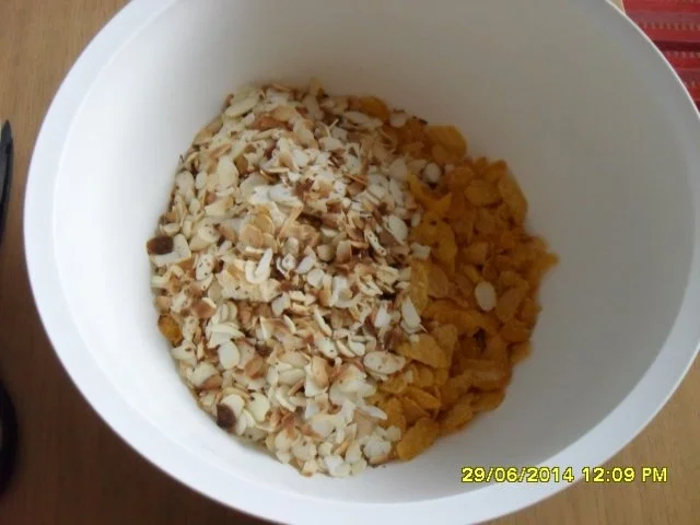 Erdbeer-Knuspertorte mit Kokos - Rezept - Bild Nr. 6