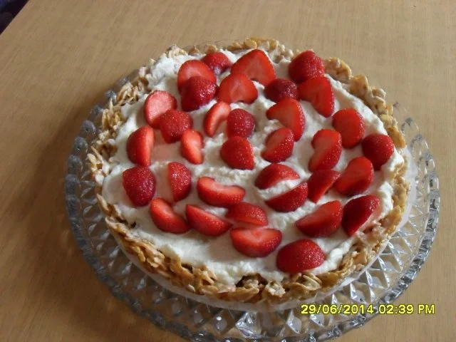 Erdbeer-Knuspertorte mit Kokos - Rezept - Bild Nr. 16