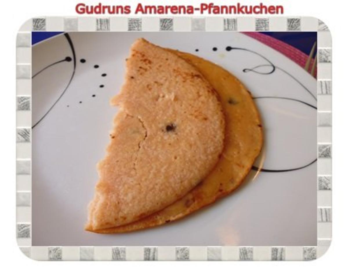 Kuchen: Kokos-Amarena-Pfannkuchen - Rezept