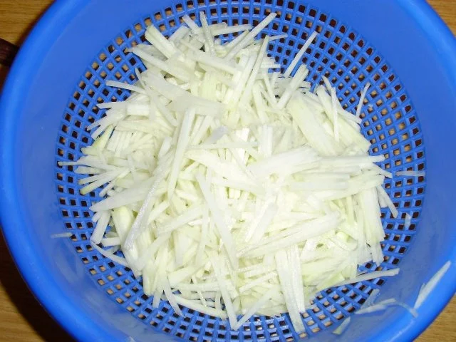 Kohlrabi-Salat - Rezept - Bild Nr. 2