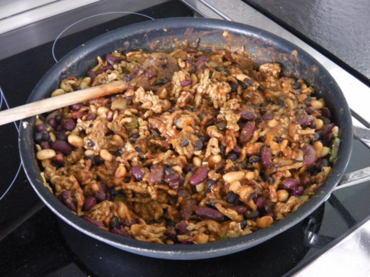 Enchilada mit Chili con carne und Guacamole - Rezept - Bild Nr. 4