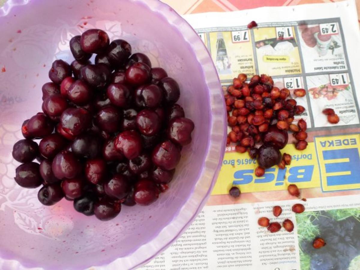 Ein Herzkirsch-Kuchen vom Blech - Rezept - Bild Nr. 5