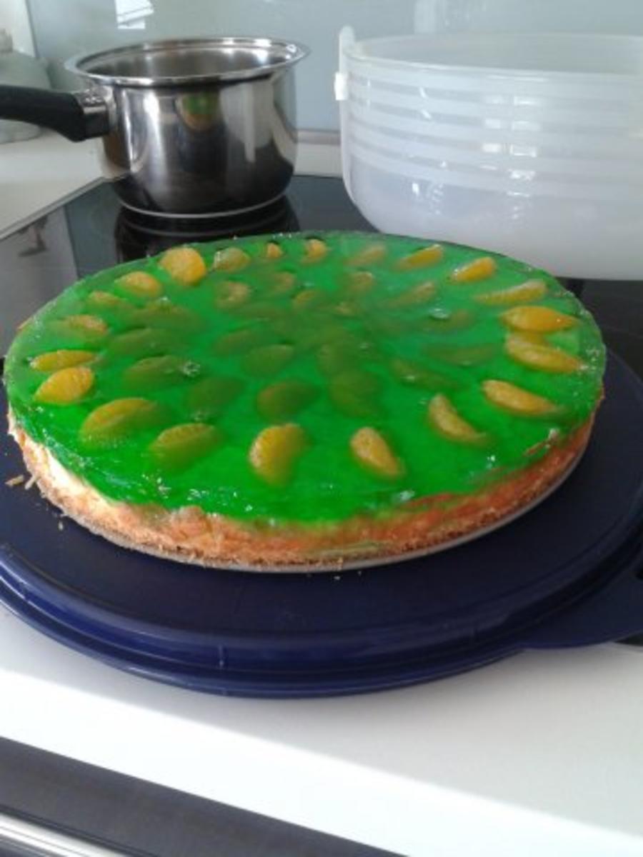 Bilder für Mandarinen-Götterspeise-Kuchen - Rezept