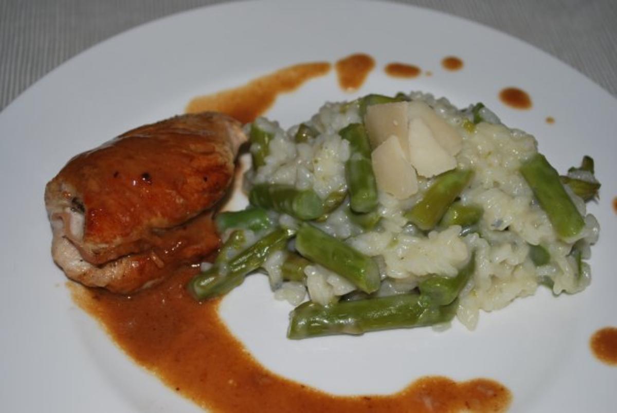 Hähnchen-Saltimbocca mit Spargel-Risotto - Rezept - kochbar.de