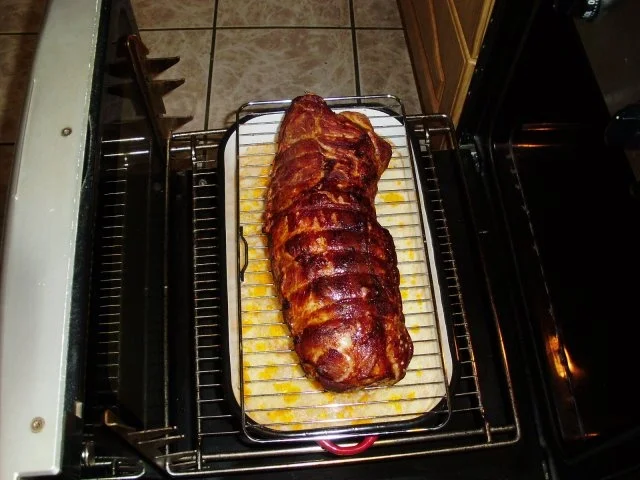 Spießbraten mit Serviettenknödeln - Rezept - Bild Nr. 3