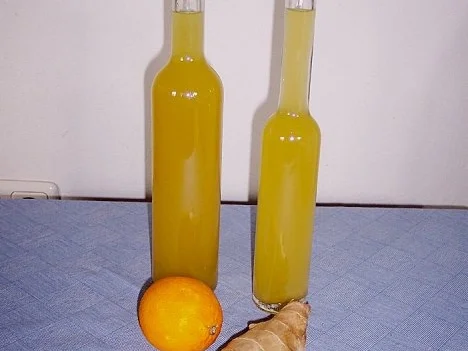 Rezept: Ingwer Orangen Likör Ingwer Orangen Likör - Rezept