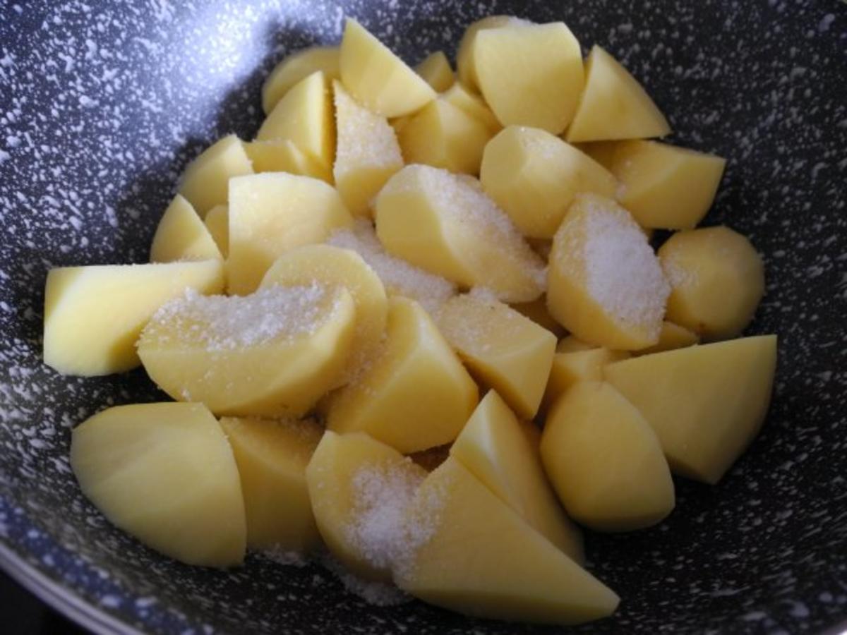 Beilage : Kartoffel - Kokossahne - Brei mit grünen Erbsen - Rezept - Bild Nr. 2