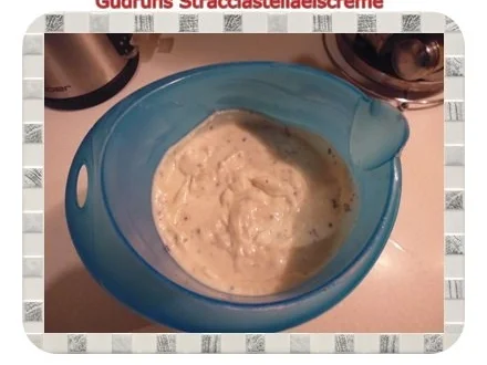 Rezept: Eis: Stracciatellaeis Bild Nr. 3 Eis: Stracciatellaeis - Rezept - Bild Nr. 3