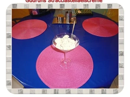 Rezept: Eis: Stracciatellaeis Bild Nr. 10 Eis: Stracciatellaeis - Rezept - Bild Nr. 10