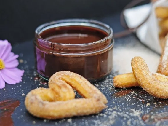 Churros mit heisser Schokolade - Rezept