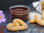 Churros mit heisser Schokolade - Rezept
