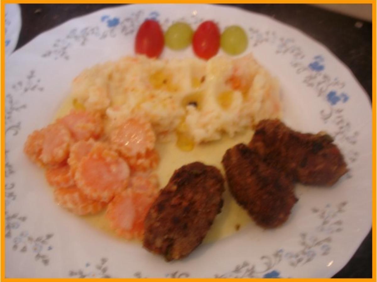 Rindermett Paprika Röllchen mit Kartoffel Pastinaken Möhren Stampf und ...
