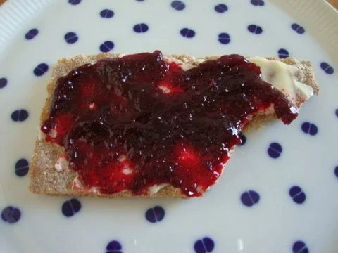 Schwarzkirschen-Marmelade, gepimmt mit Vanille und Rum - Rezept